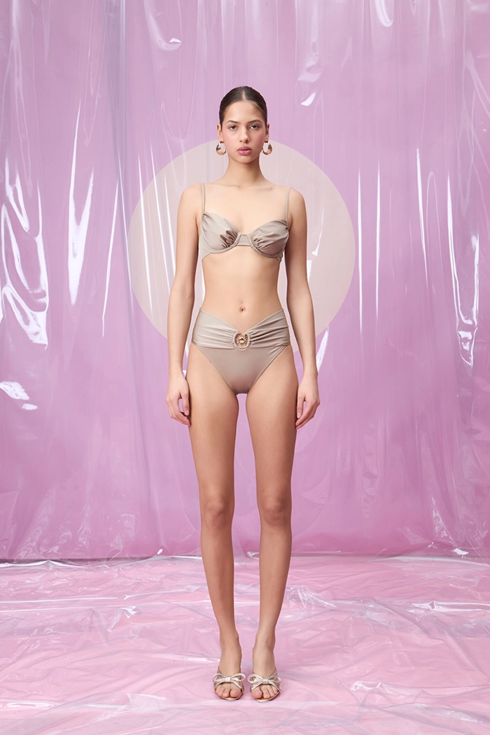 SERENATA STONE BEIGE GÜNEŞ AKSESUARLI BALENLİ YÜKSEK BEL BİKİNİ TAKIMI